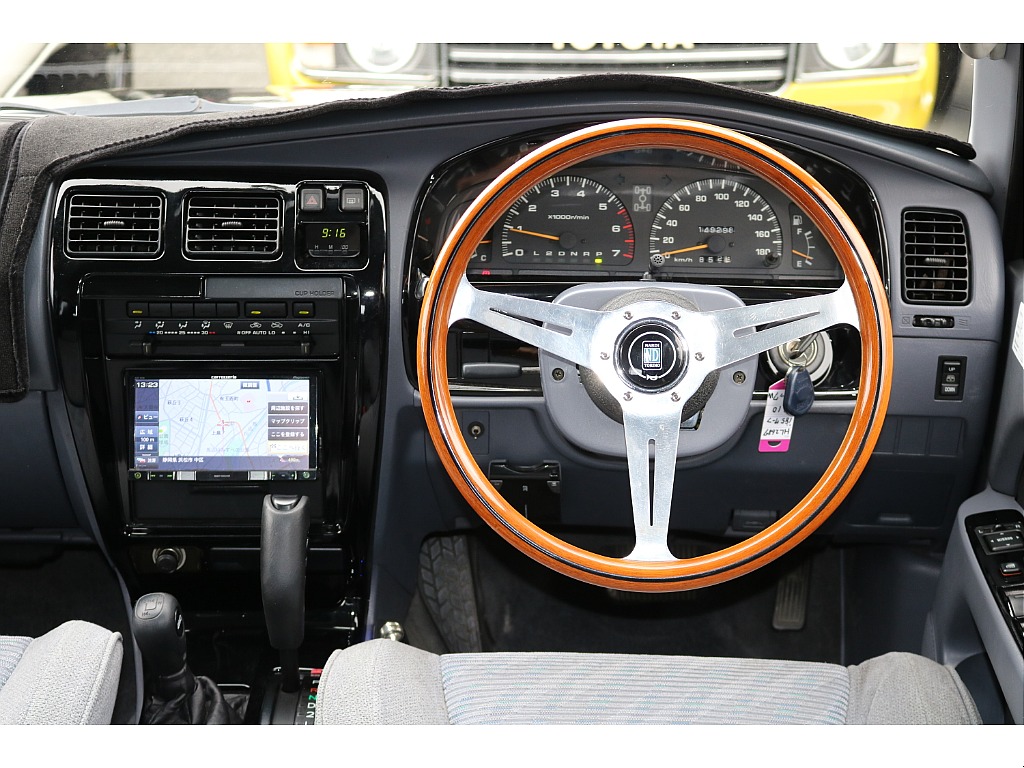 1998 Toyota Hilux Surf 