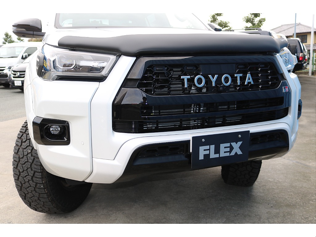トヨタ&nbsp;ハイラックス&nbsp;4ドア2.4Z GRスポーツディーゼルターボ 4WD&nbsp;TRD パールホワイト 純正トノカバー&nbsp;静岡県の詳細画像&nbsp;その10