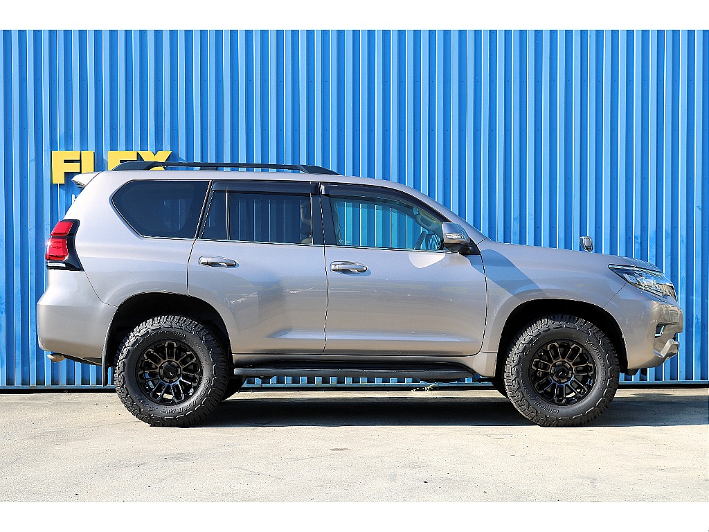 総額553.8万円】トヨタ ランドクルーザープラド 2.8 TX Lパッケージ