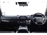 トヨタ ハイエースバン 5D2.8DTスーパーGLダークプライムL 4WD 【厳選仕入】 ワンオーナー 群馬県の詳細画像 その2