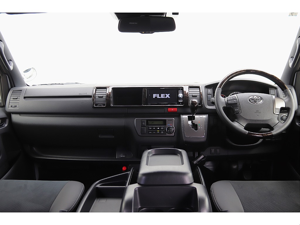 トヨタ ハイエースバン 5D2.7スーパーGL DプライムⅡワイドL 4WD 【厳選仕入車両】ベットキット 群馬県の詳細画像 その3