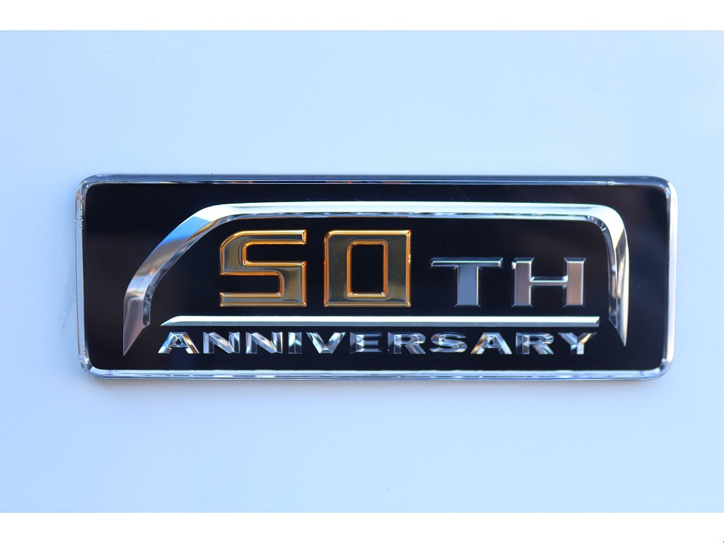 ☆５０ＴＨＡＮＮＩＶＥＲＳＡＲＹバッドアエンブレム☆