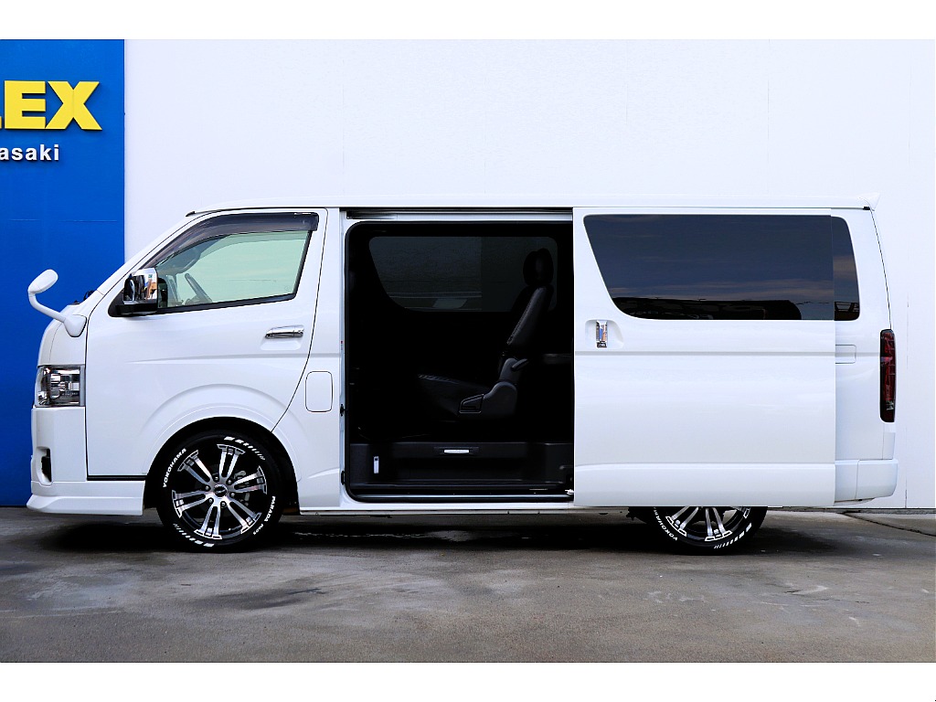 ハイエース高崎店にて展示中♪027-329-5670！