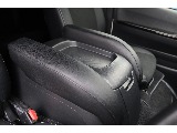 アームレスト完備で長距離の運転もラクラク♪