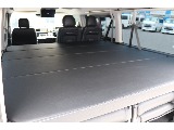 2列目後ろまでのフルフラットベッドキット完備の車中泊仕様！！