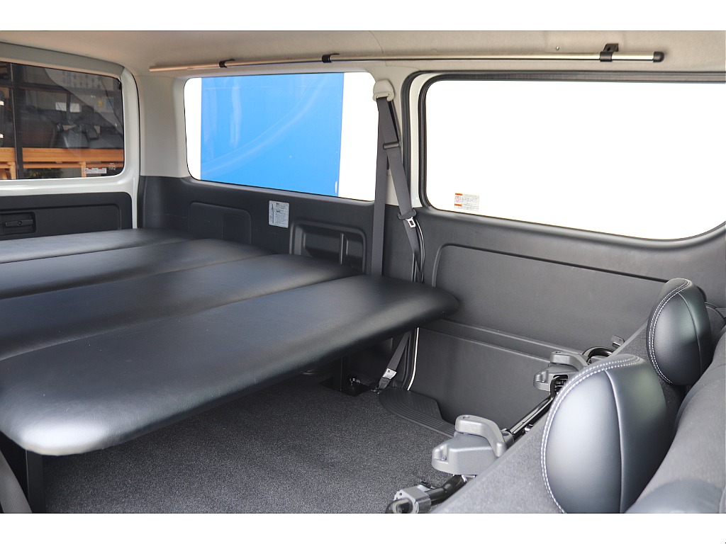 トヨタ ハイエースバン(31枚目)