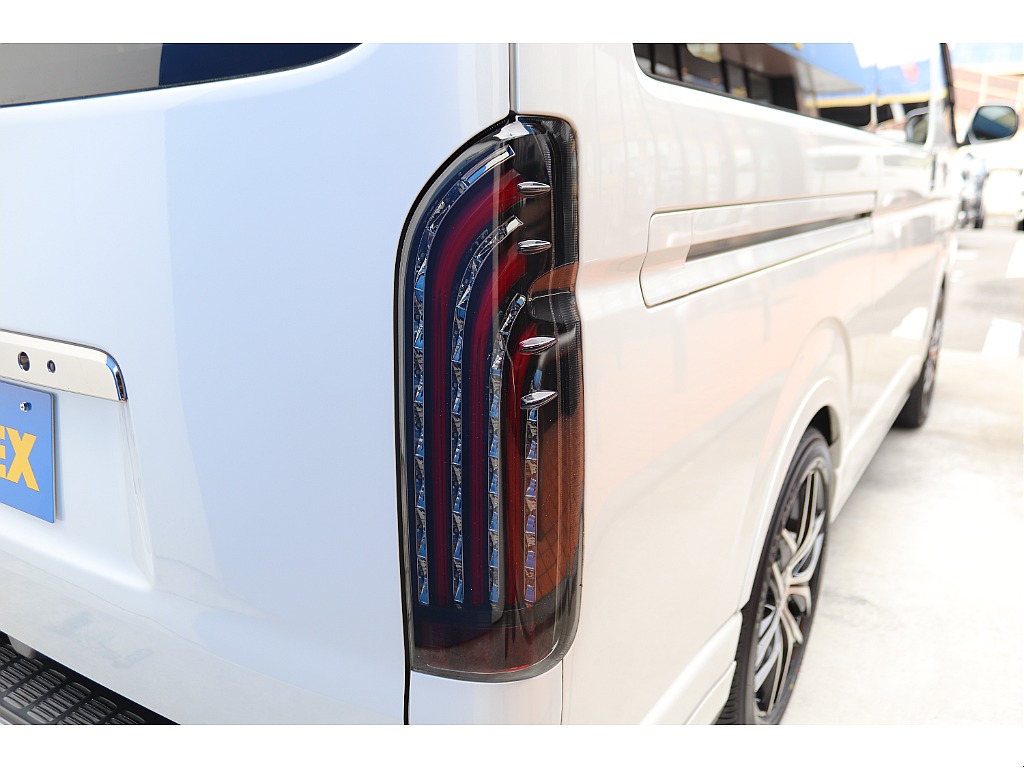 トヨタ ハイエースバン(33枚目)