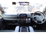 特別仕様車ダークプライムⅡ　マホガニー調インテリアを採用♪