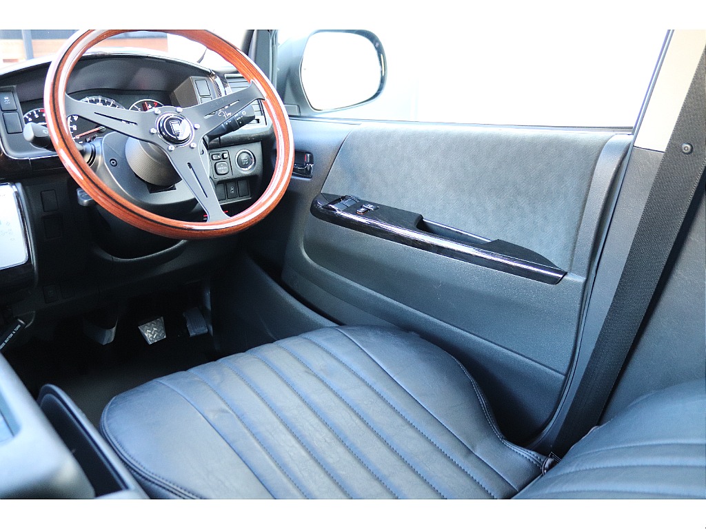 ハイエース高崎店にて展示中♪027-329-5670