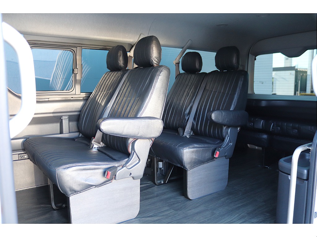 ハイエース高崎店にて展示中♪027-329-5670