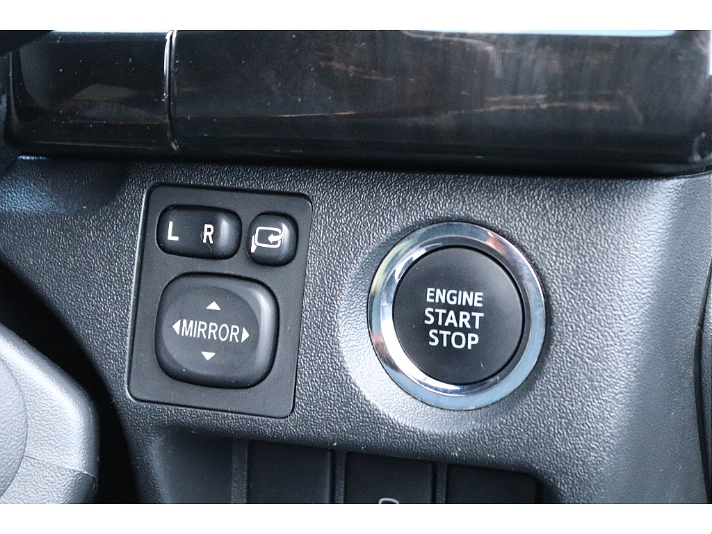 ハイエース高崎店にて展示中♪027-329-5670