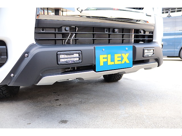 ★TRDデイライト付きバンパーガード★