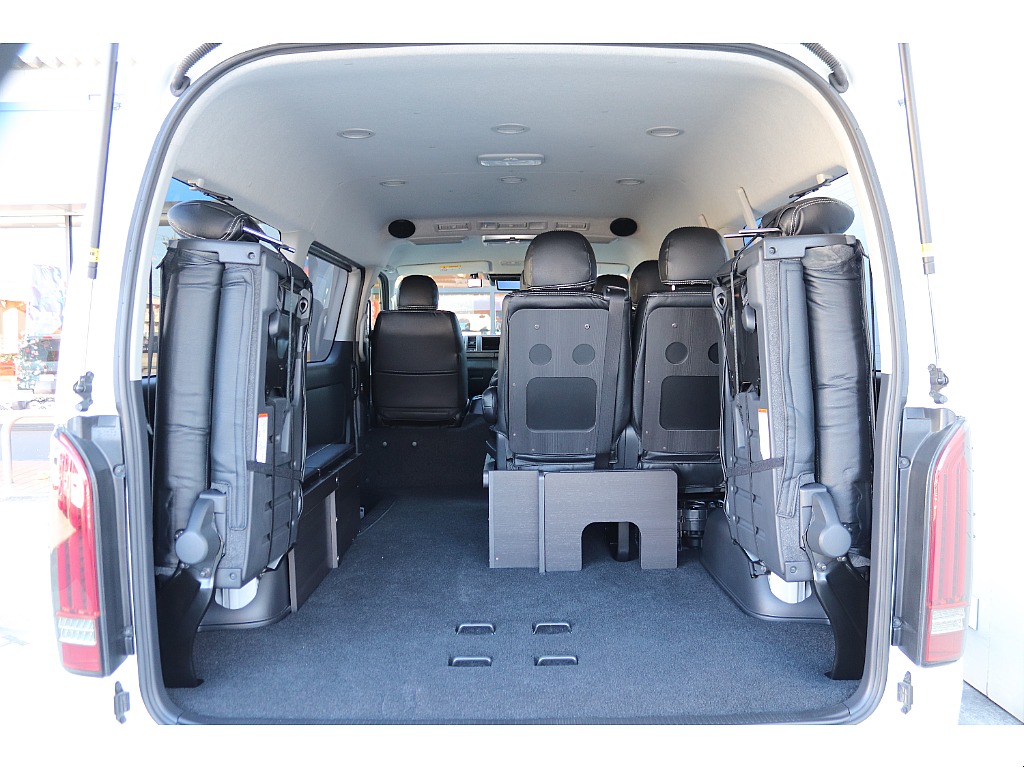 トヨタ ハイエース(28枚目)