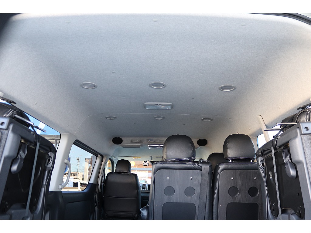 トヨタ ハイエース(30枚目)