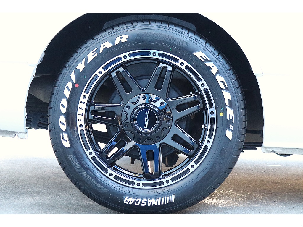 Delf04　17AW　×　グッドイヤーナスカータイヤ