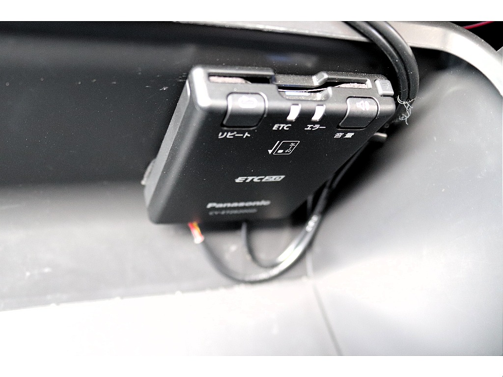 ハイエースセカンド高崎店にて展示中♪027-384-3591