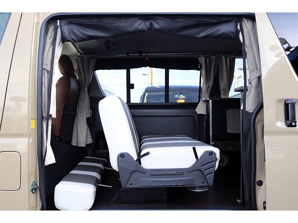 ハイエースセカンド高崎店にて展示中♪027-384-3591