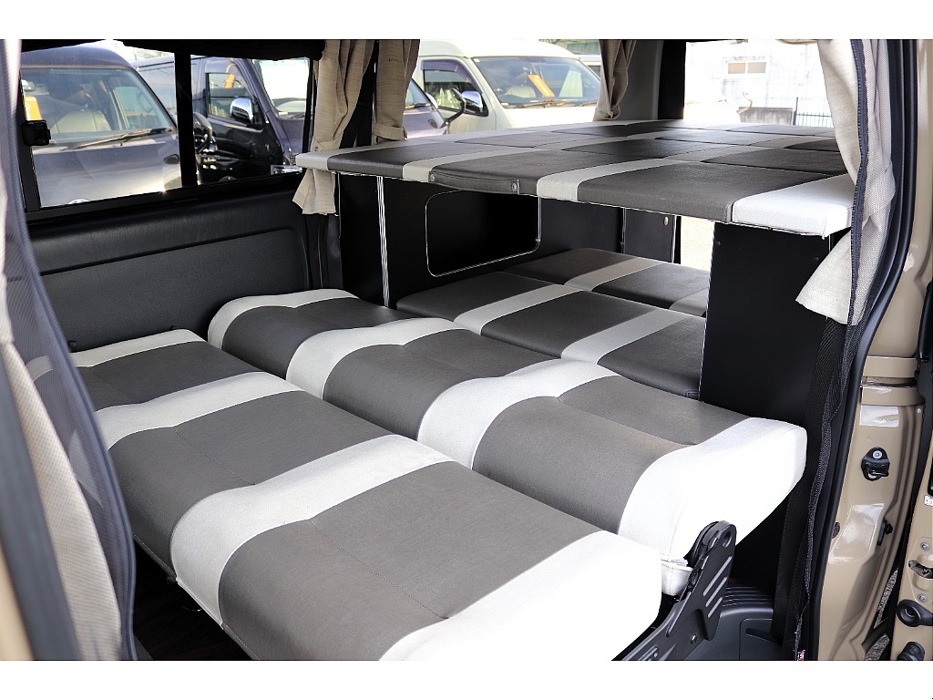 ハイエースセカンド高崎店にて展示中♪027-384-3591