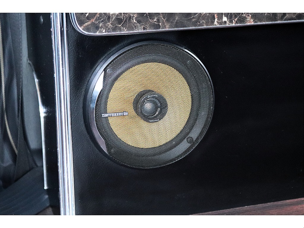 ハイエースセカンド高崎店にて展示中♪027-384-3591