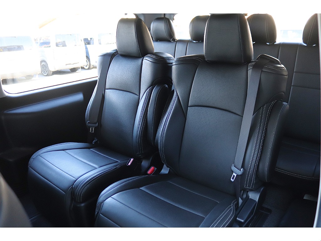 ゆったりお座りいただけます♪