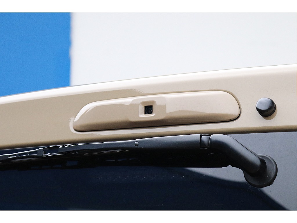 ハイエース高崎店にて展示中♪お問い合わせお待ちしております！！027-329-5670