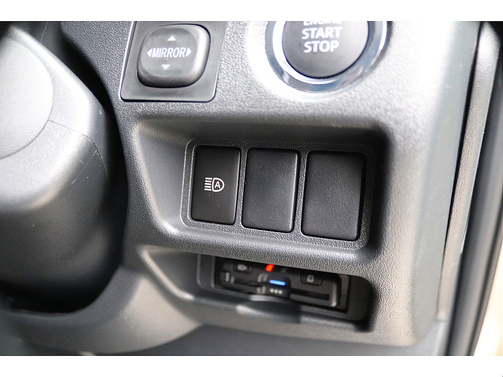 ハイエース高崎店にて展示中♪お問い合わせお待ちしております！！027-329-5670