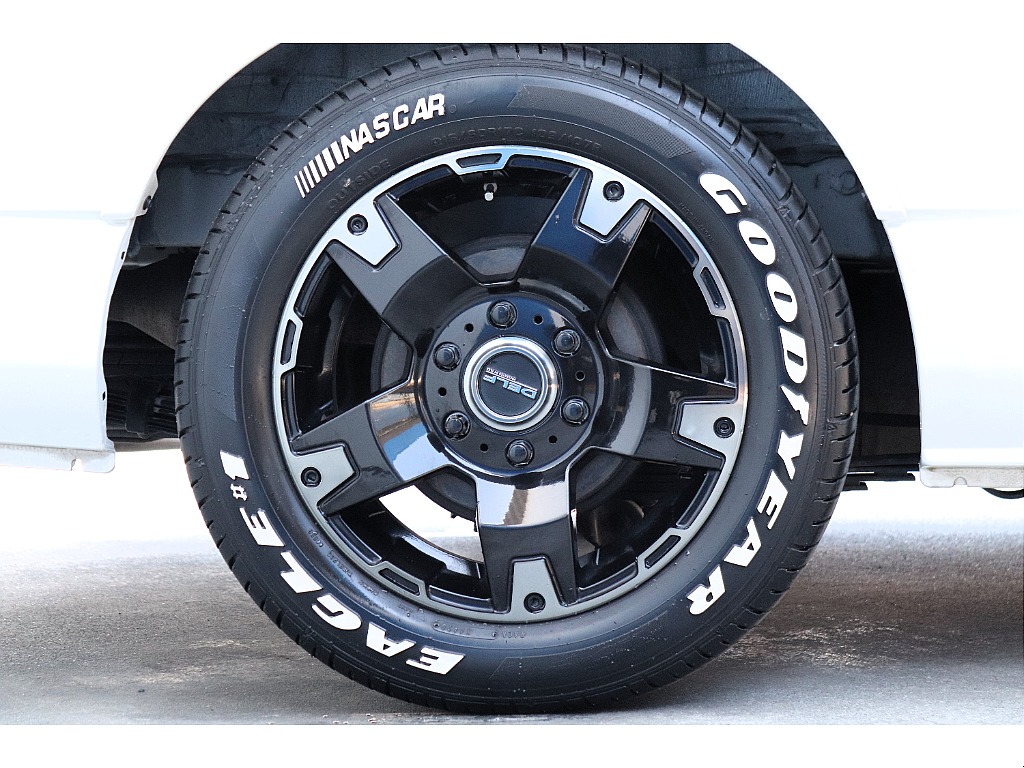 ハイエース高崎店にて展示中♪027-329-5670