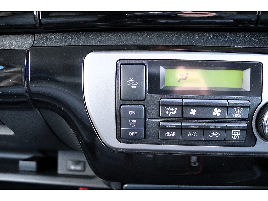 ハイエース高崎店にて展示中♪027-329-5670