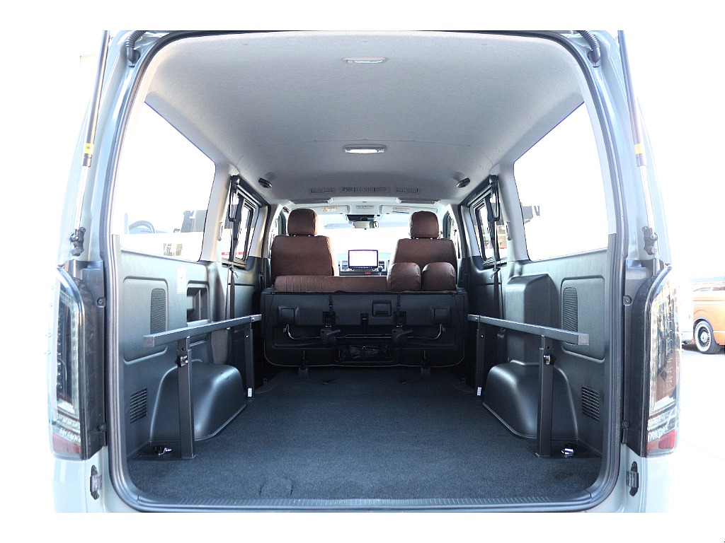 ハイエース高崎店にて展示中♪027-329-5670