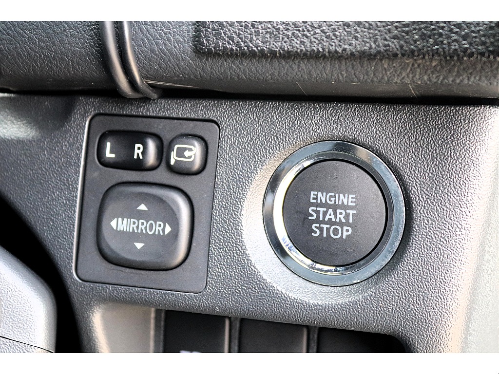 ハイエース高崎店にて展示中♪027-329-5670