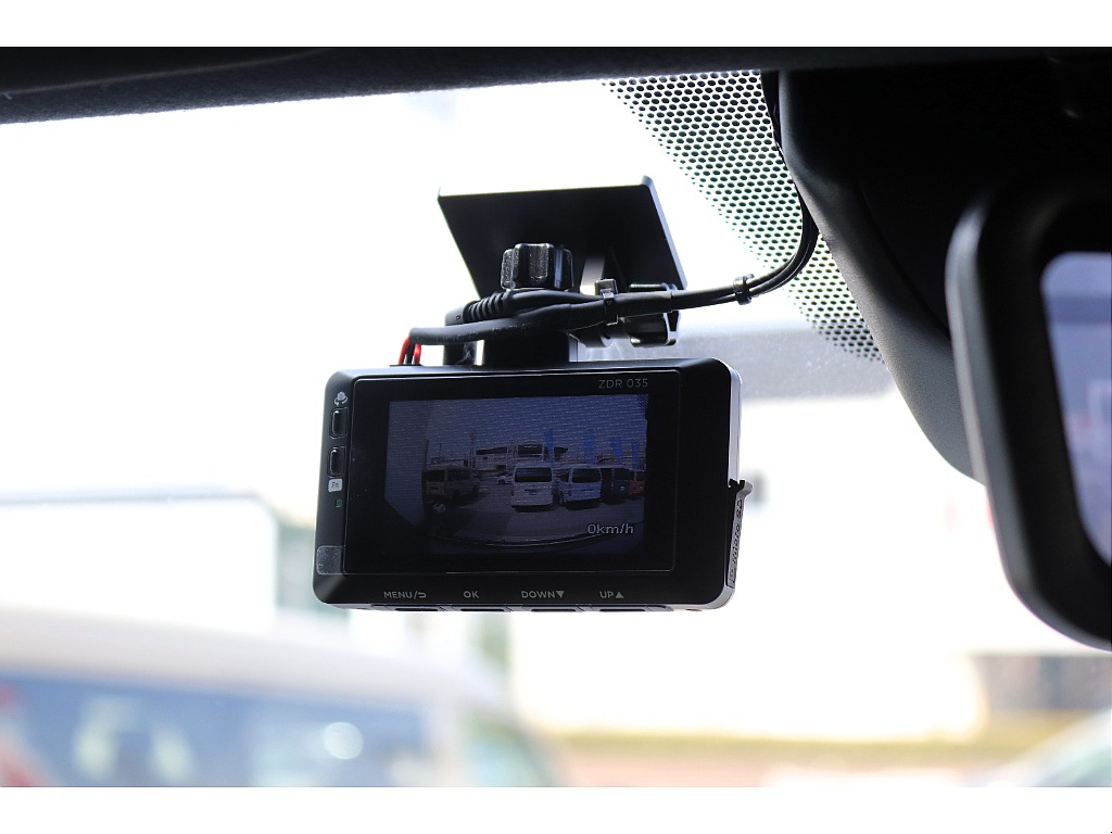 ハイエース高崎店にて展示中♪027-329-5670