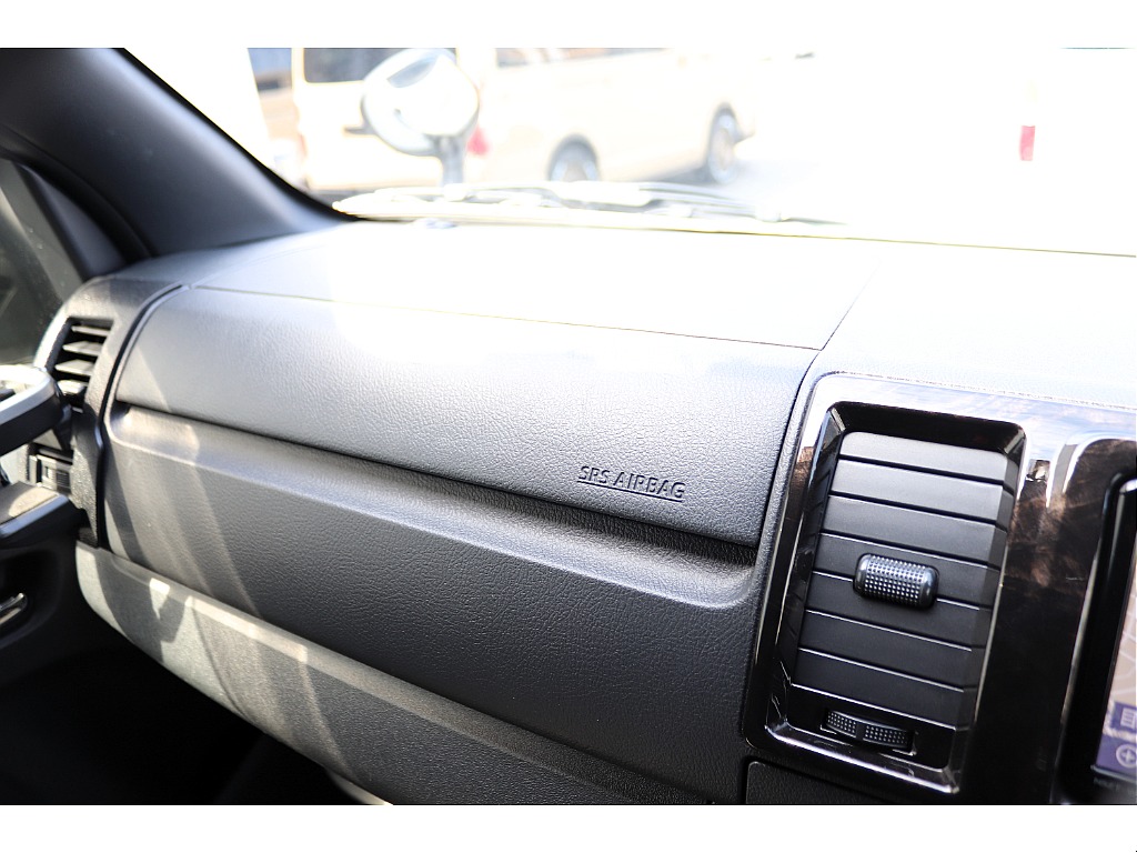 ハイエース高崎店にて展示中♪027-329-5670