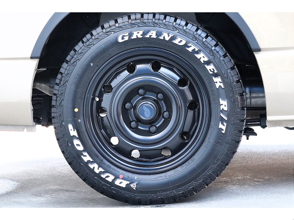 ハイエース高崎店にて展示中♪027-329-5670