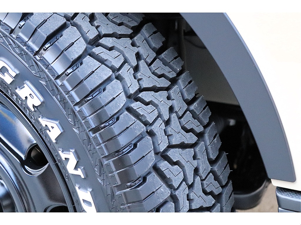 ハイエース高崎店にて展示中♪027-329-5670