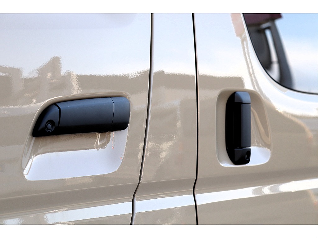 ハイエース高崎店にて展示中♪027-329-5670