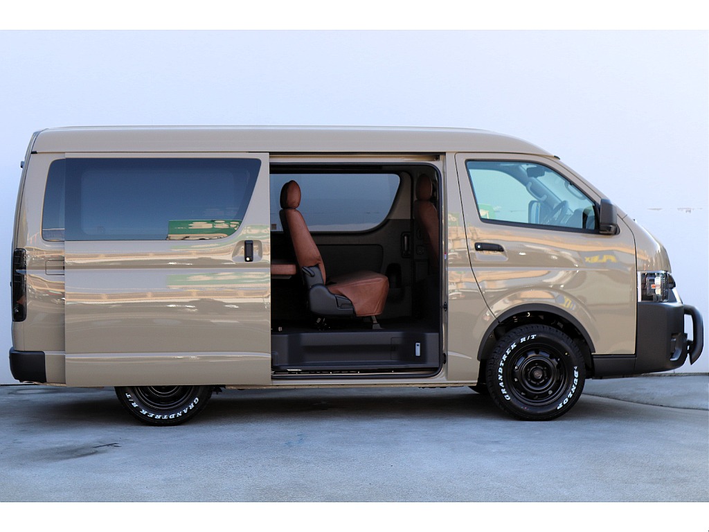 ハイエース高崎店にて展示中♪027-329-5670