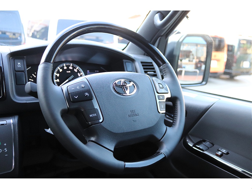 ハイエース高崎店にて展示中♪027-329-5670