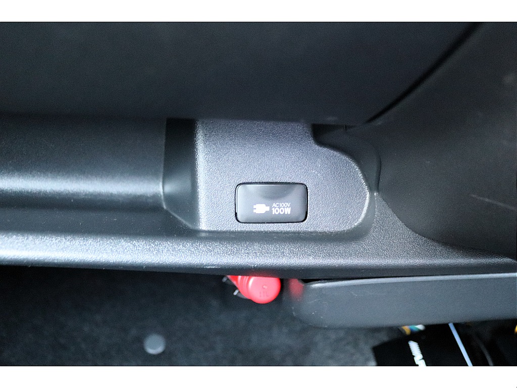 ハイエース高崎店にて展示中♪０２７－３２９－５６７０