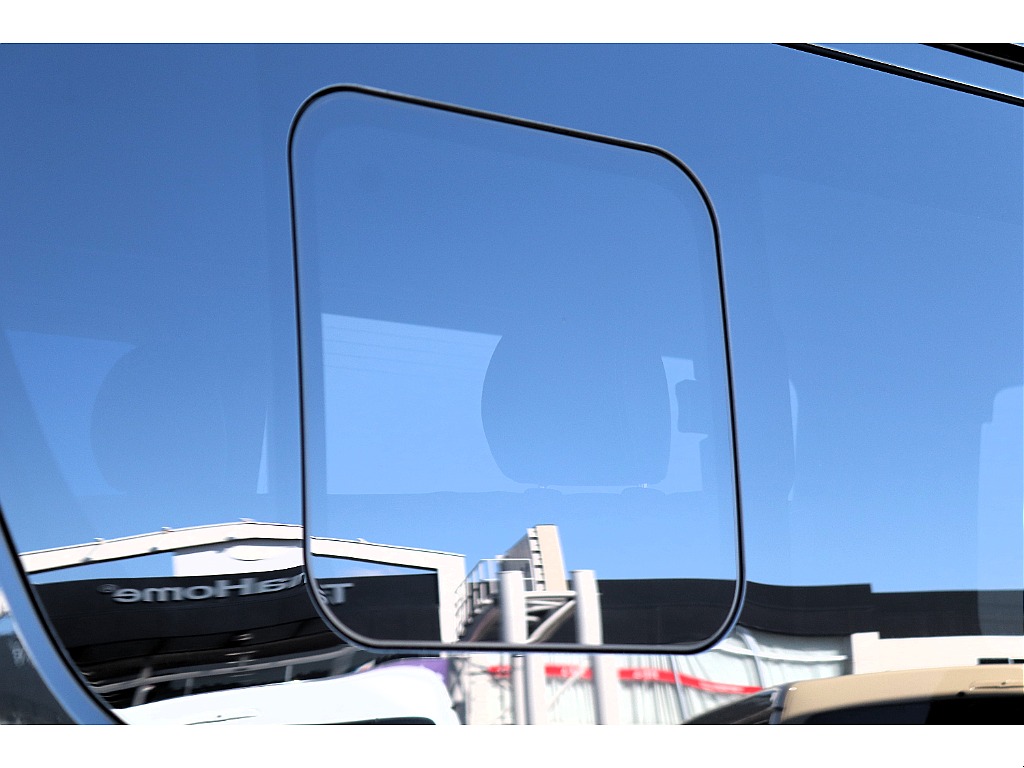 ハイエース高崎店にて展示中♪027-329-5670