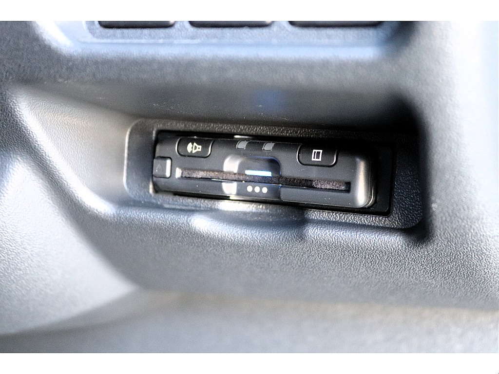 ハイエース高崎店にて展示中♪027-329-5670