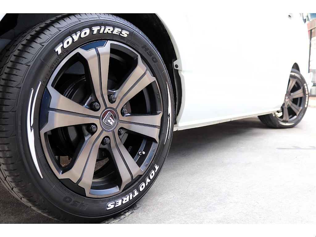 アーバングランデ１８インチホイール！！