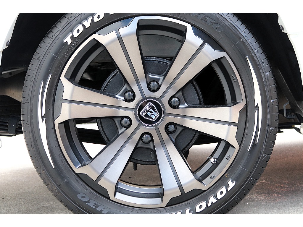 ハイエース高崎店にて展示中♪027-329-5670