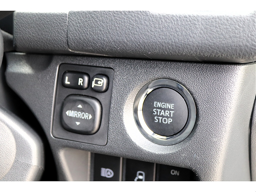 ハイエース高崎店にて展示中♪027-329-5670