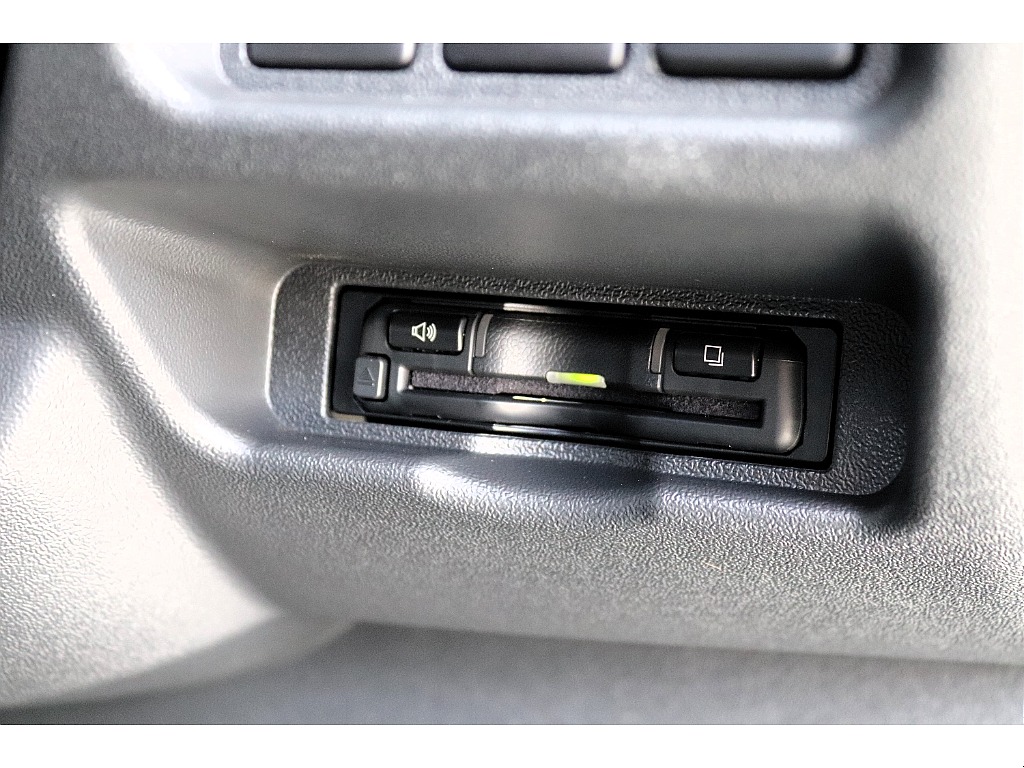 ハイエース高崎店にて展示中♪027-329-5670