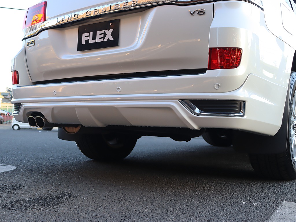 リアもモデリスタスカート装着！