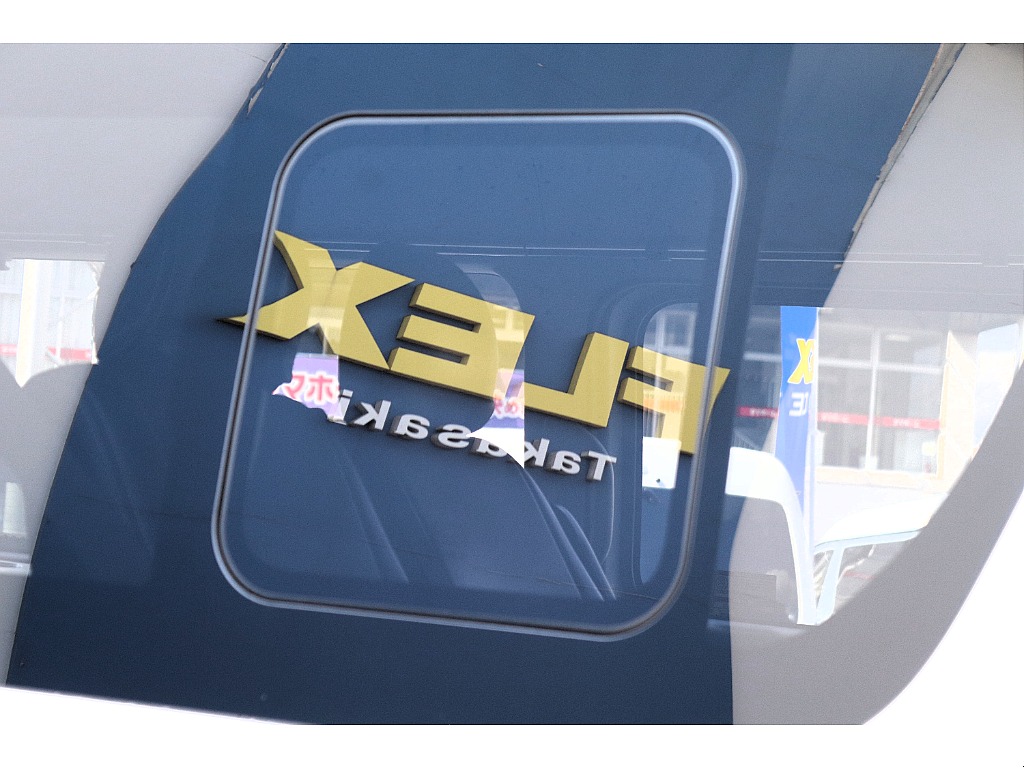 ハイエース高崎店にて展示中♪027-329-5670