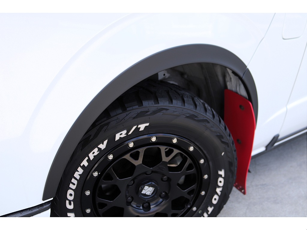 ハイエース高崎店にて展示中♪027-329-5670