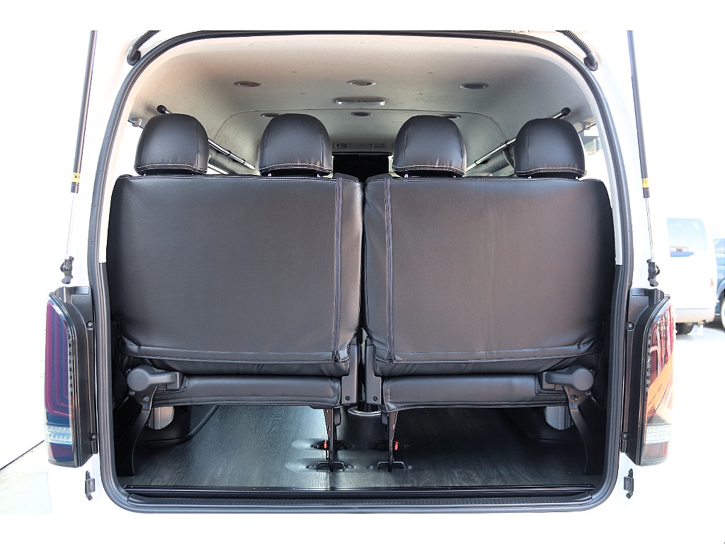 ハイエース高崎店にて展示中♪027-329-5670