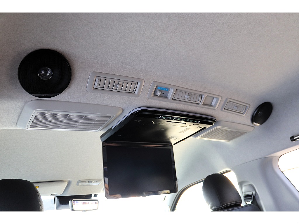 ハイエース高崎店にて展示中♪027-329-5670