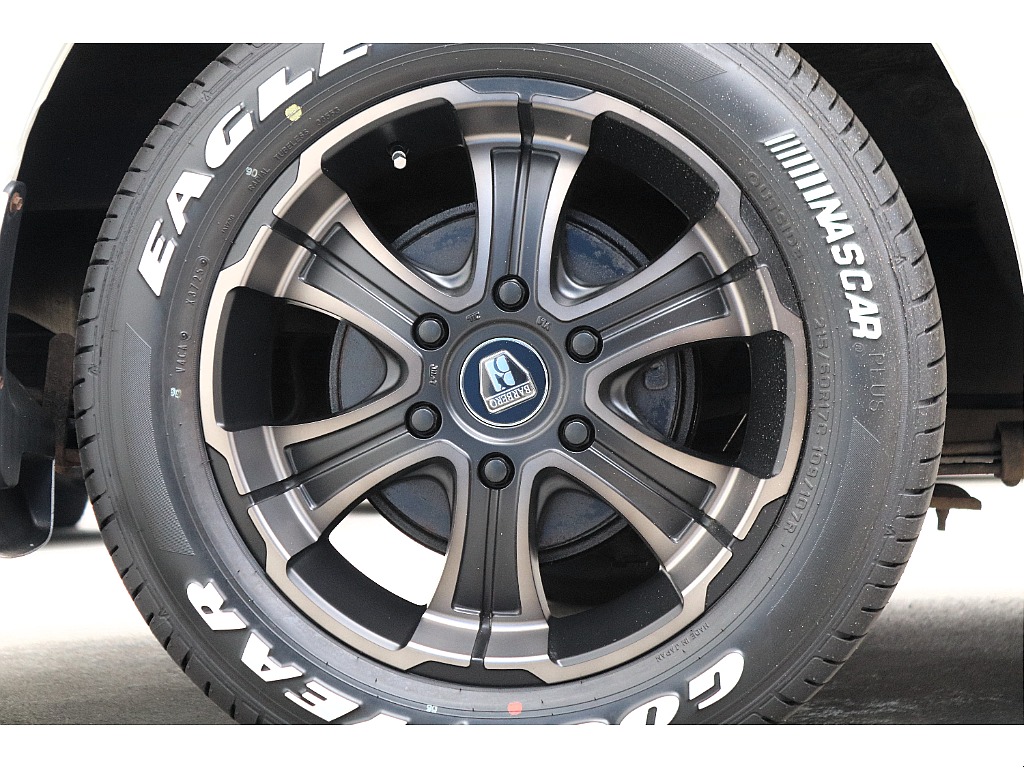 ハイエース高崎店にて展示中♪027-329-5670